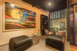 thumbnail: Lobby sitting area