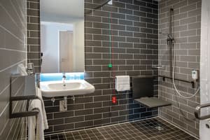 thumbnail: Bathroom