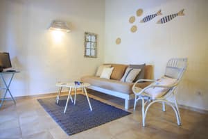 thumbnail: Living area