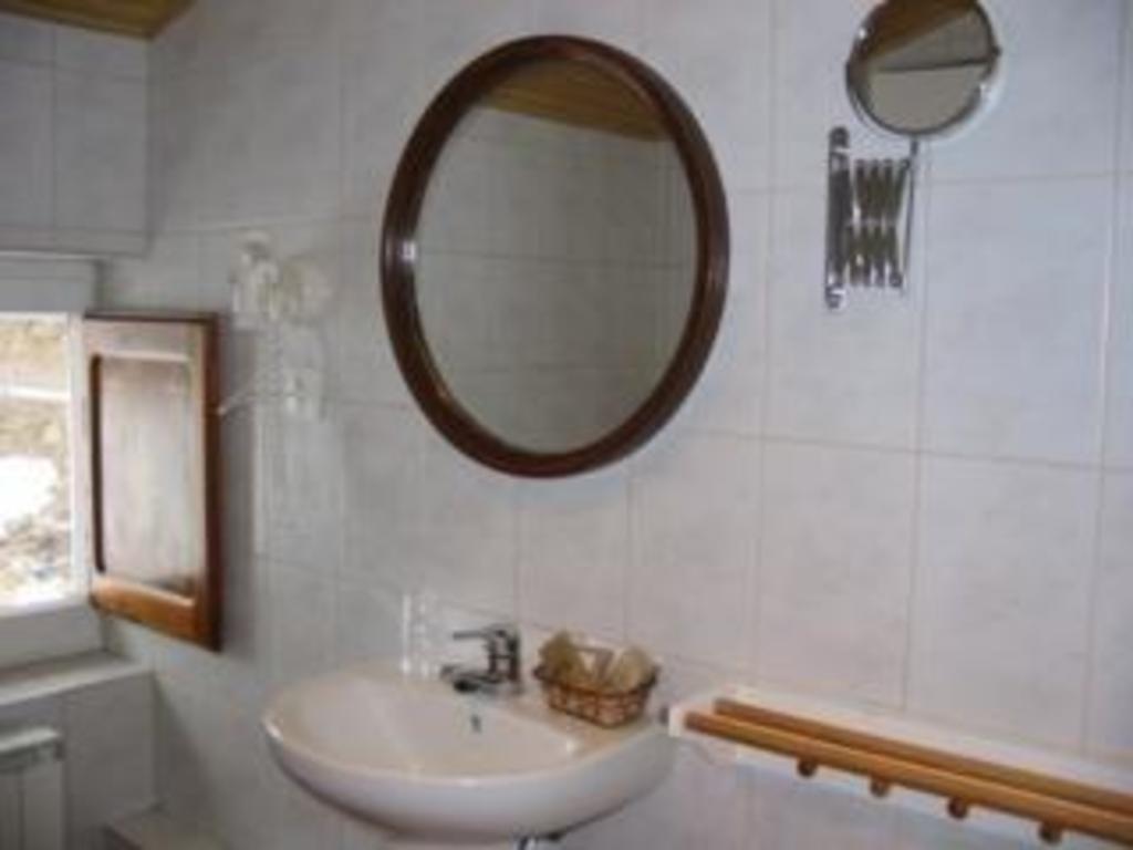 0996b9d58cad3af97bc507f09ee27cd7.jpg