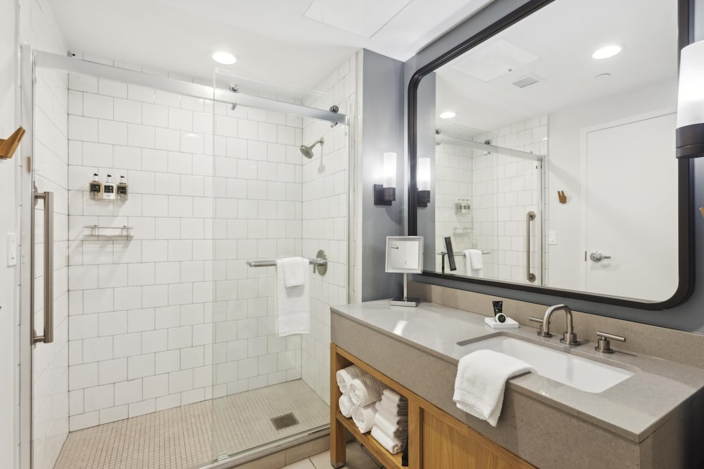 Bathroom shower
