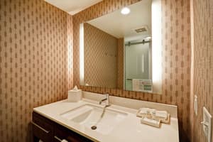 thumbnail: Bathroom shower