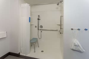 thumbnail: Bathroom shower