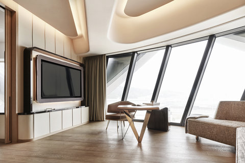 Morpheus Premier Suite Shot Lo Res