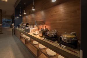 thumbnail: Breakfast area