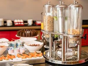 thumbnail: Breakfast area