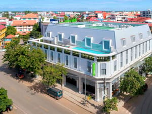 thumbnail: Exterior