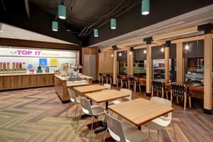 thumbnail: Restaurant