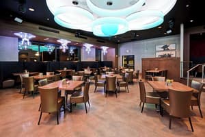 thumbnail: Restaurant