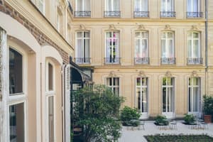 thumbnail: Front of property