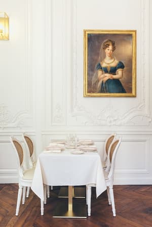 thumbnail: Restaurant
