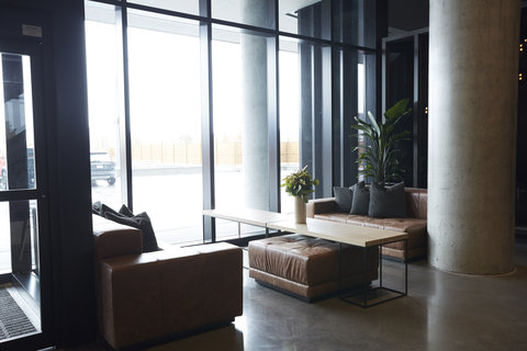 Hotel Lobby Av
