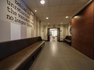 thumbnail: Business center