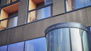 thumbnail: Exterior detail