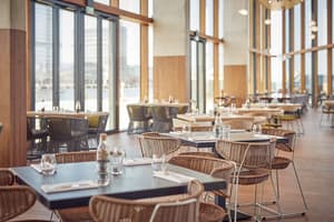 thumbnail: Restaurant