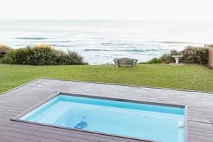 thumbnail: Outdoor pool