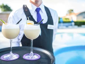 thumbnail: Bar (on property)