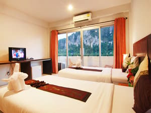 thumbnail: Room