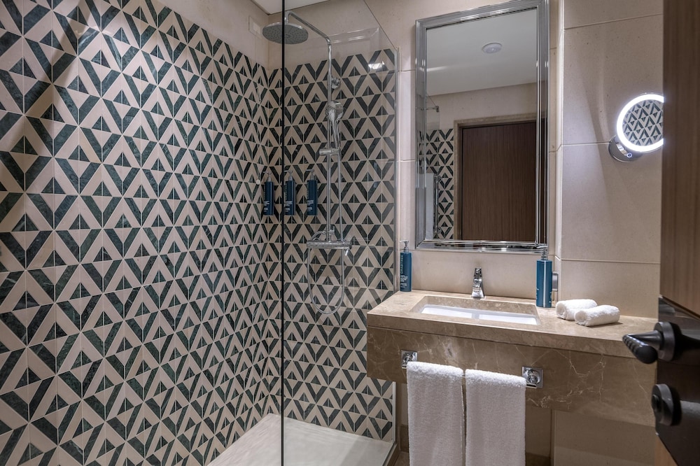 Bathroom shower