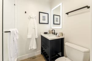 thumbnail: Bathroom
