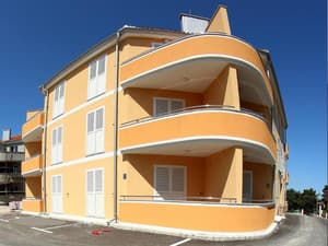 thumbnail: General view