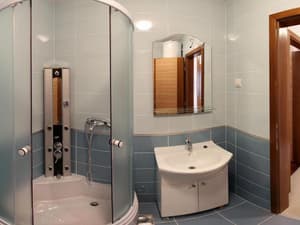 thumbnail: General view
