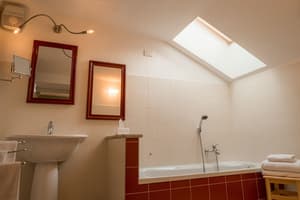 thumbnail: Bathroom