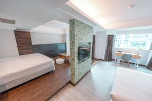 thumbnail: Room