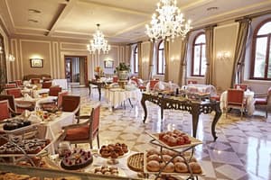 thumbnail: Breakfast buffet