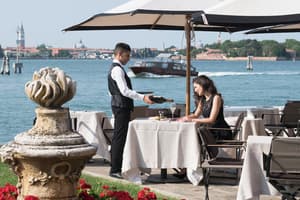thumbnail: Restaurant