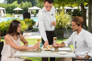 thumbnail: Restaurant