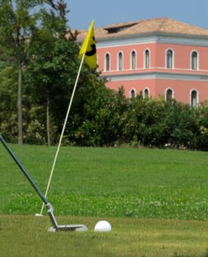 thumbnail: Golf