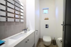 thumbnail: General view