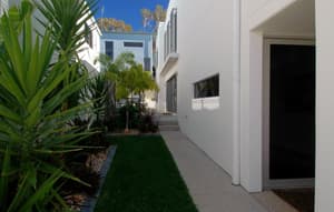 thumbnail: General view