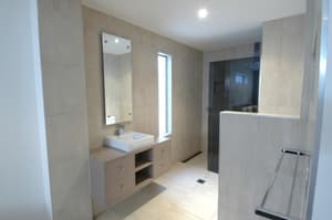 thumbnail: General view
