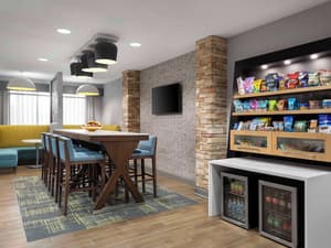 thumbnail: Breakfast area