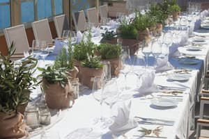 thumbnail: Restaurant