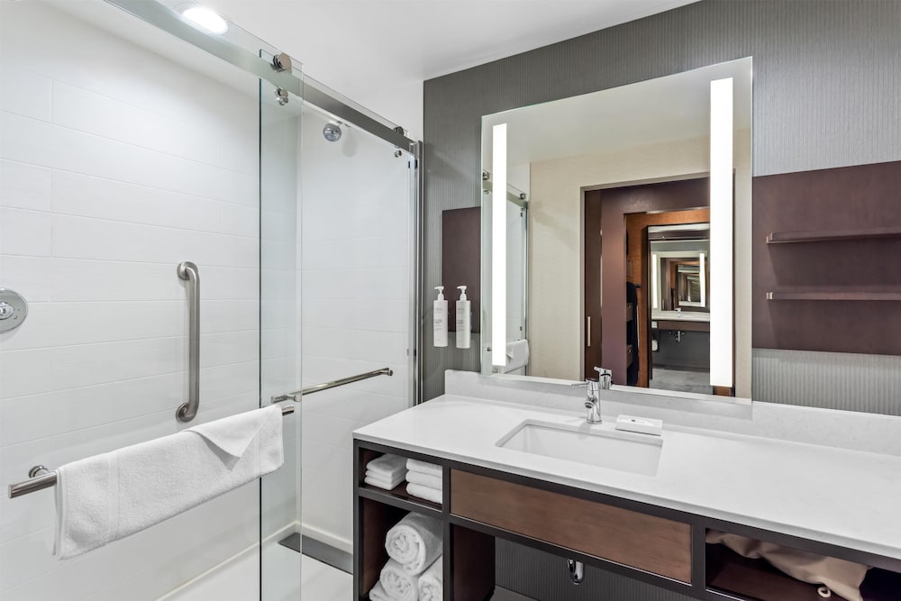Bathroom shower