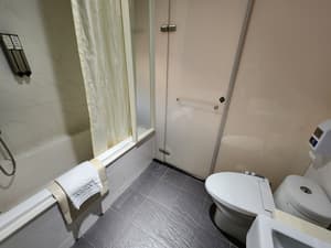 thumbnail: Bathroom