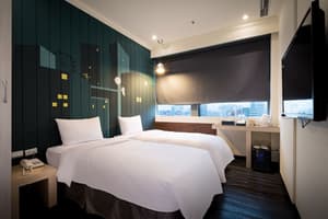 thumbnail: Room