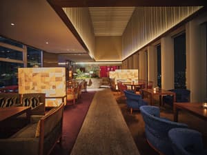 thumbnail: Restaurant