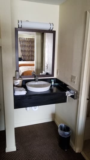 thumbnail: Bathroom sink