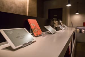 thumbnail: Reception