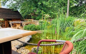 thumbnail: Property grounds