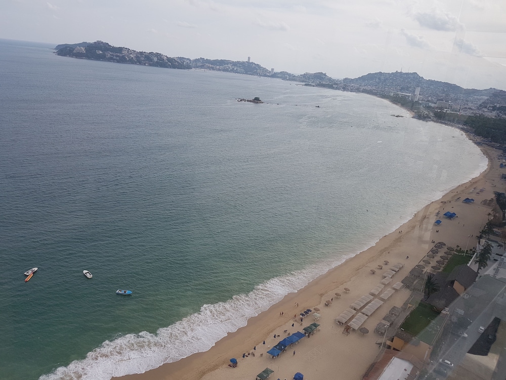 Beach/ocean view