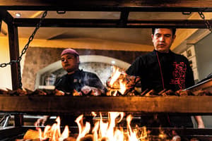 thumbnail: Restaurant
