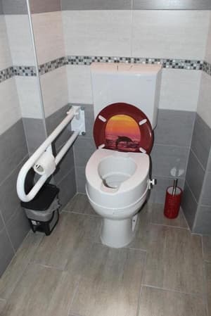 thumbnail: Bathroom