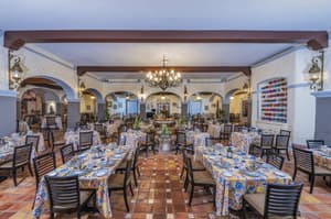 thumbnail: Restaurant