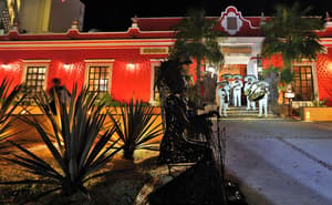 thumbnail: Restaurant