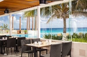 thumbnail: Restaurant